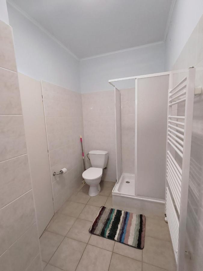 Cozy Room With Garden In Bratislava Esterno foto