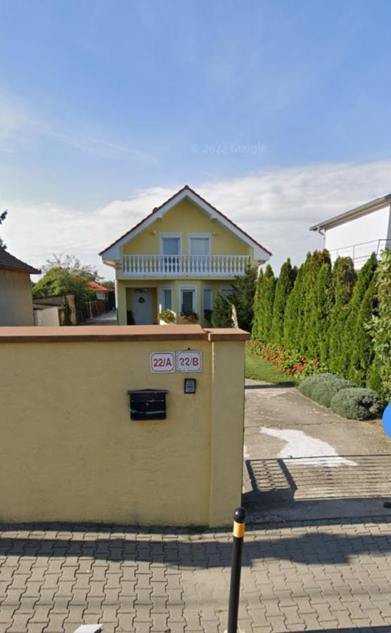 Cozy Room With Garden In Bratislava Esterno foto
